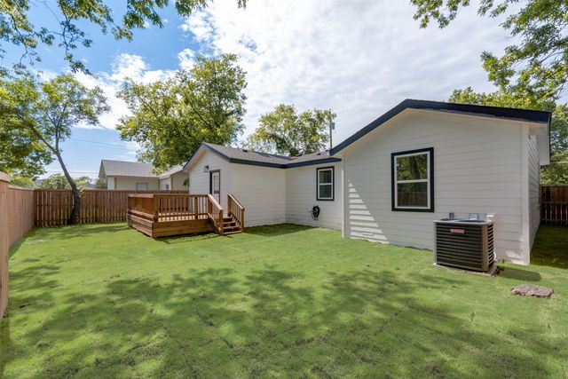 407 E Lamar Street, Royse City, TX 75189