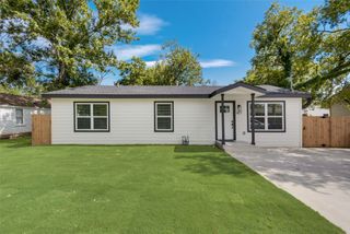407 E Lamar Street, Royse City, TX 75189