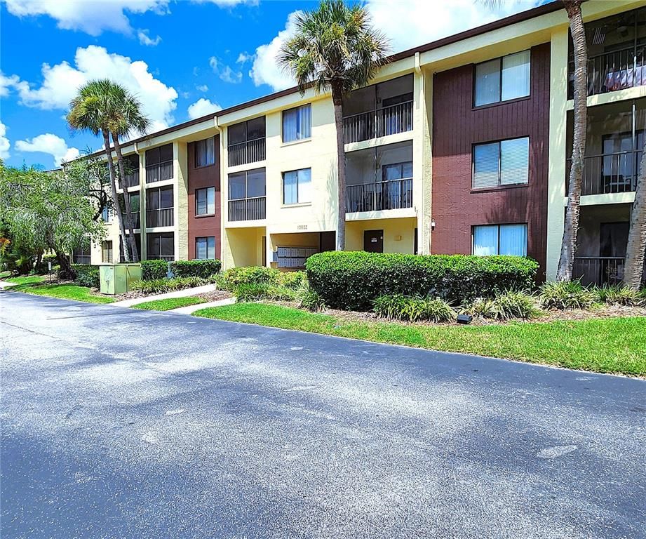 13602 S VILLAGE DRIVE 1209, Tampa, FL 33618