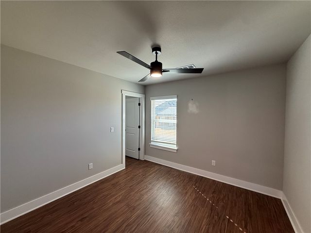 27 N Banner Avenue, Farmington, AR 72730