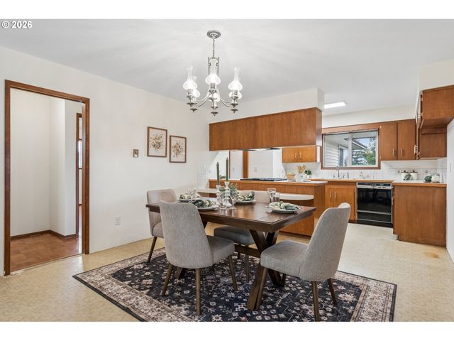 1450 Sw 26TH Ct, Gresham, OR 97080