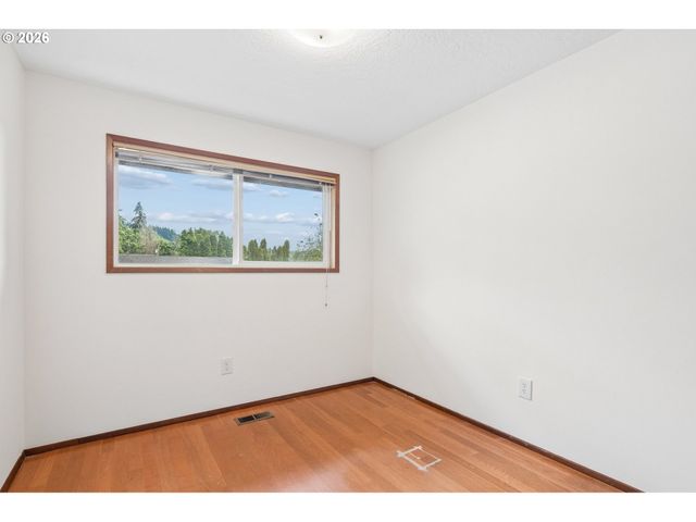 1450 Sw 26TH Ct, Gresham, OR 97080