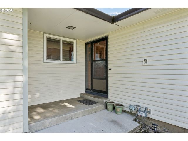 1450 Sw 26TH Ct, Gresham, OR 97080