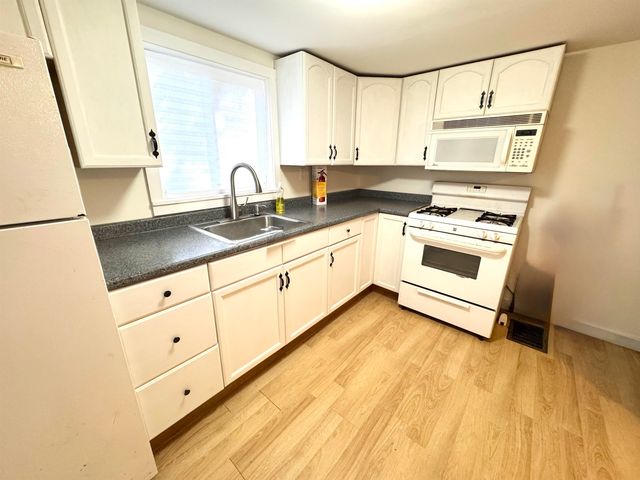 29 Markham Lane, Weston, VT 05161