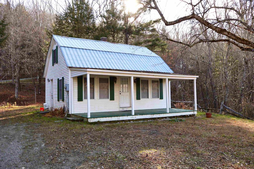 29 Markham Lane, Weston, VT 05161