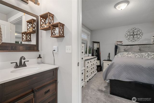 50 E Fir Drive, Shelton, WA 98584