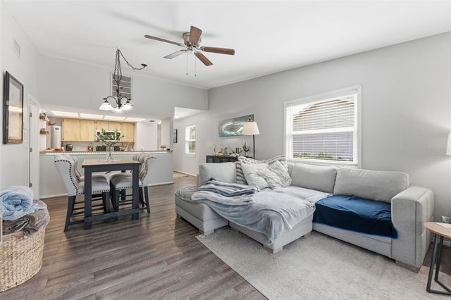 39650 US HIGHWAY 19 N 141, Tarpon Springs, FL 34689