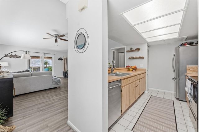 39650 US HIGHWAY 19 N 141, Tarpon Springs, FL 34689