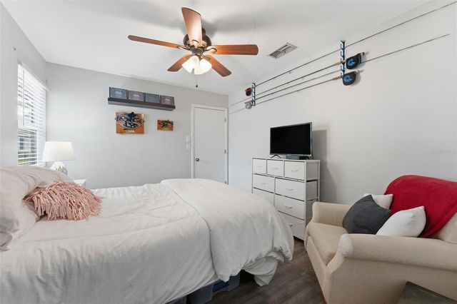 39650 US HIGHWAY 19 N 141, Tarpon Springs, FL 34689