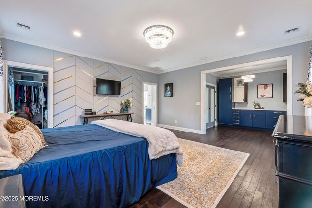 832 Holmdel Road, Holmdel, NJ 07733