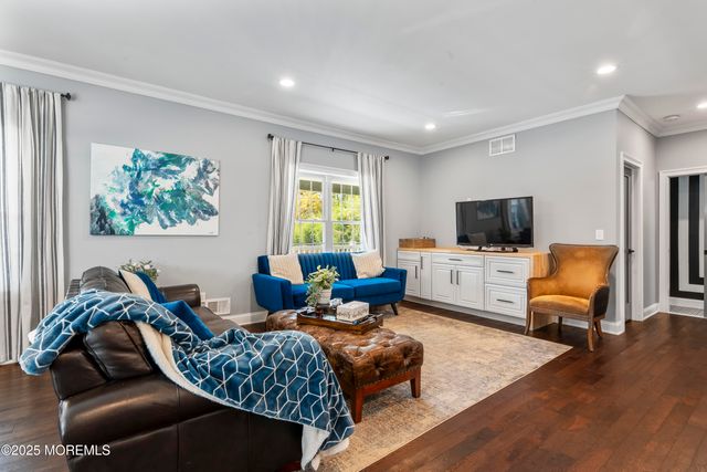 832 Holmdel Road, Holmdel, NJ 07733