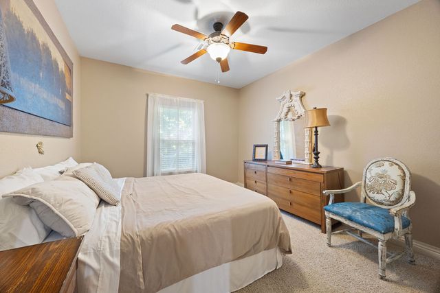 24 Granshire Drive, Bella Vista, AR 72714