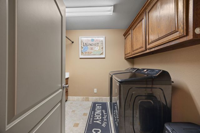 24 Granshire Drive, Bella Vista, AR 72714