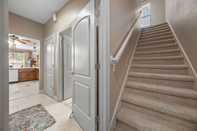 24 Granshire Drive, Bella Vista, AR 72714