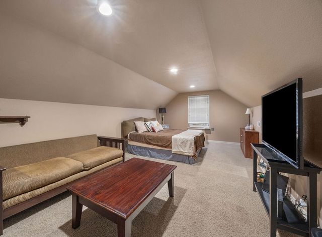 24 Granshire Drive, Bella Vista, AR 72714