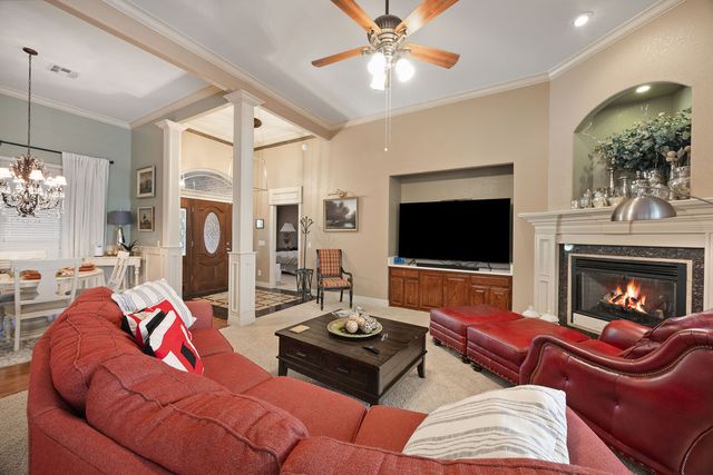 24 Granshire Drive, Bella Vista, AR 72714