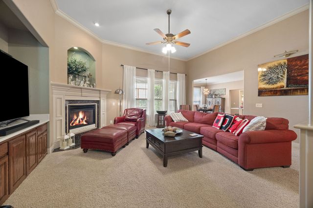 24 Granshire Drive, Bella Vista, AR 72714