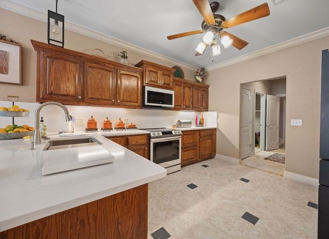 24 Granshire Drive, Bella Vista, AR 72714