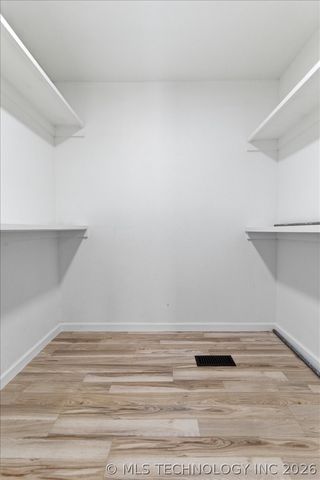 9035 E 67th Street, Tulsa, OK 74133