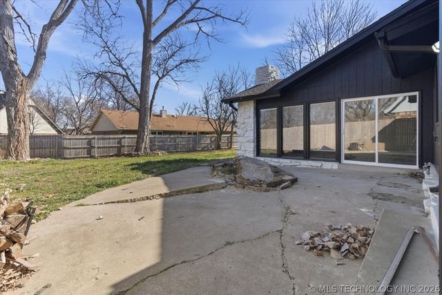 9035 E 67th Street, Tulsa, OK 74133