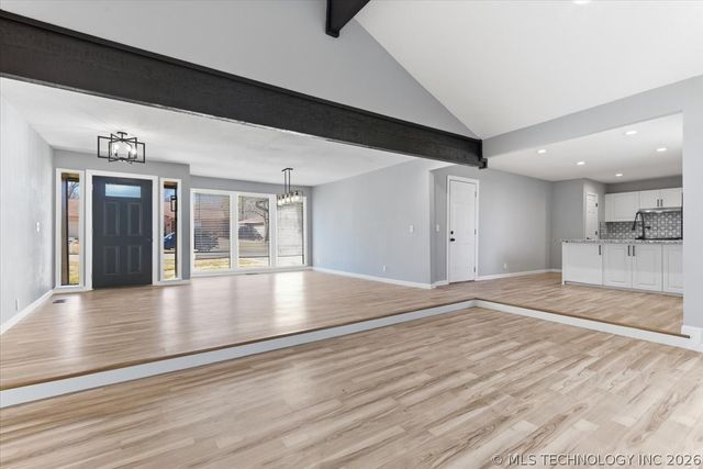 9035 E 67th Street, Tulsa, OK 74133