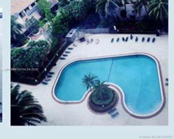 540 Brickell Key Dr 813, Miami, FL 33131