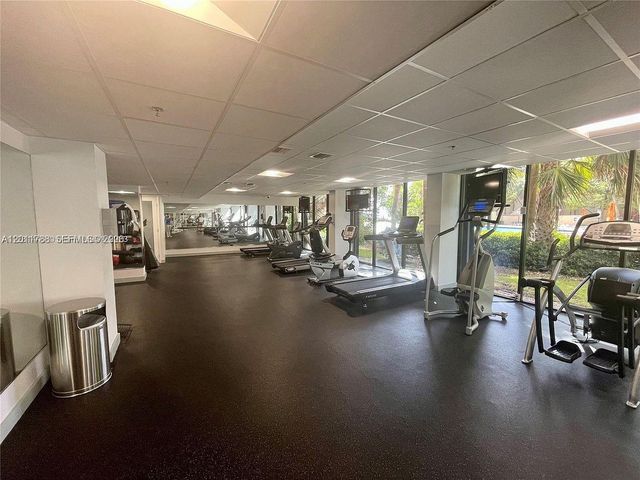 540 Brickell Key Dr 813, Miami, FL 33131