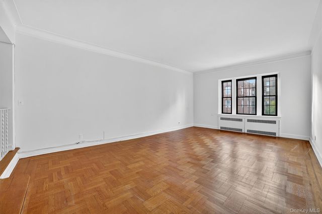 35 Parkview Avenue 6K, Bronxville, NY 10708