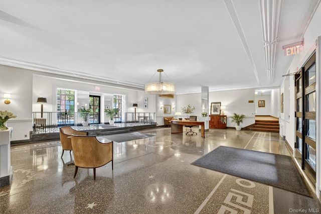 35 Parkview Avenue 6K, Bronxville, NY 10708