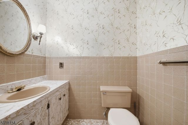 198 Lambert St, Cranford Twp., NJ 07016