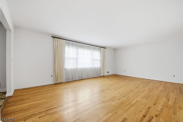 198 Lambert St, Cranford Twp., NJ 07016