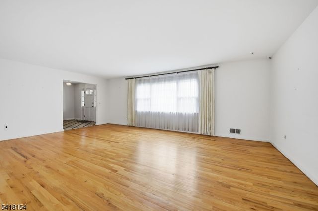 198 Lambert St, Cranford Twp., NJ 07016