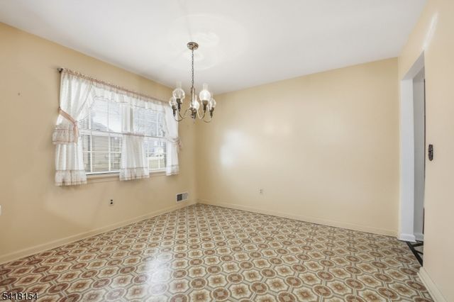 198 Lambert St, Cranford Twp., NJ 07016