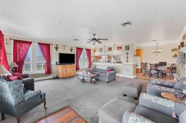 550 County Road 471, Thrall, TX 76578