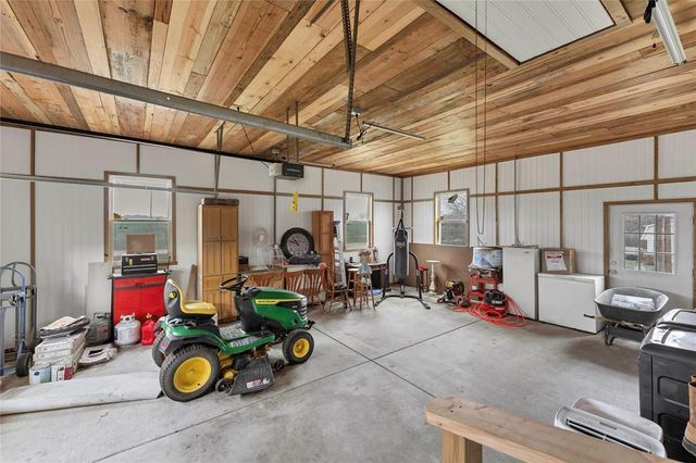 550 County Road 471, Thrall, TX 76578