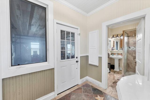 550 County Road 471, Thrall, TX 76578