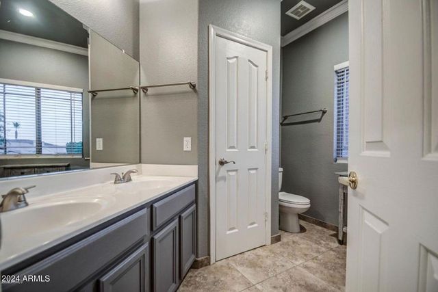 14652 S 7TH Place, Phoenix, AZ 85048