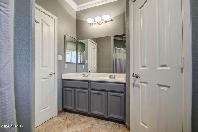 14652 S 7TH Place, Phoenix, AZ 85048