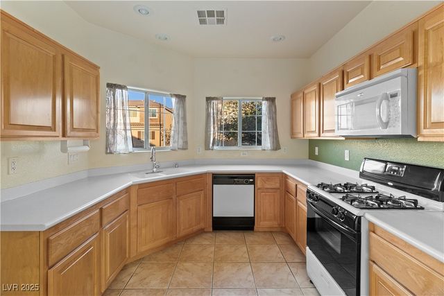 2715 Brinkley Manor Street, Laughlin, NV 89029