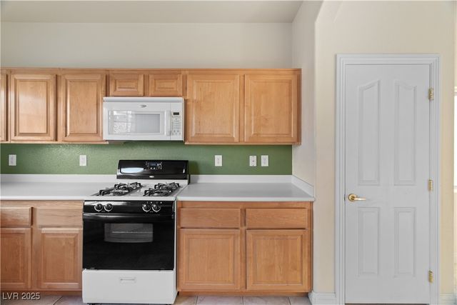 2715 Brinkley Manor Street, Laughlin, NV 89029