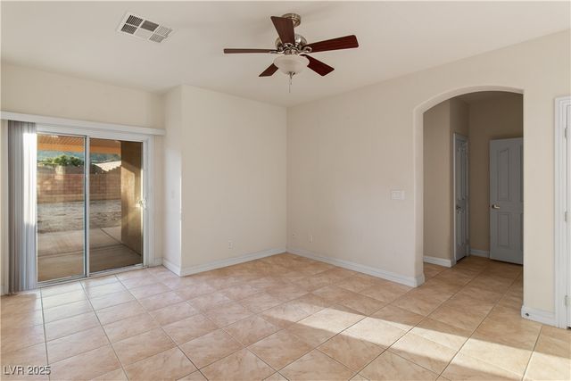 2715 Brinkley Manor Street, Laughlin, NV 89029