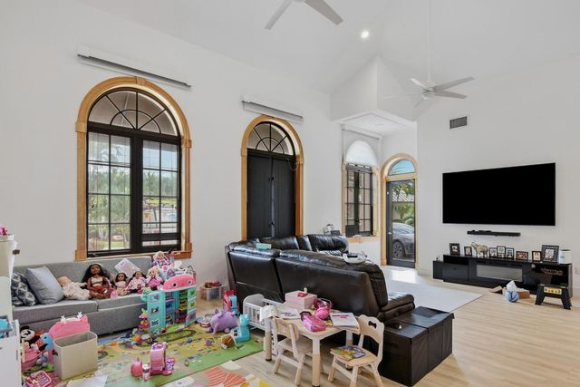 3901 NE 23RD Terrace, Lighthouse Point, FL 33064