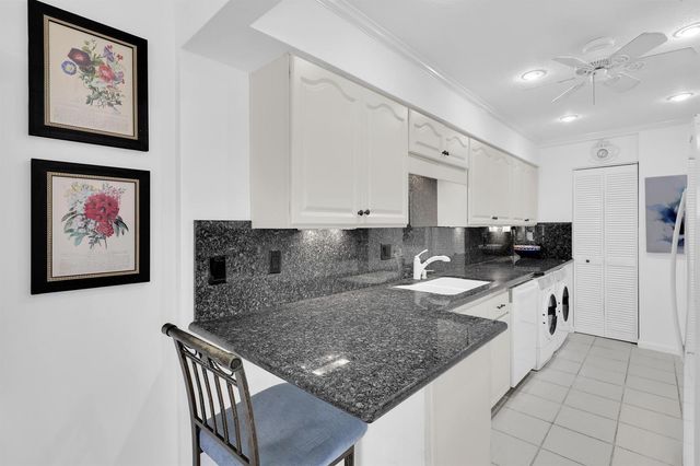 802 Summerwinds Lane, Jupiter, FL 33458
