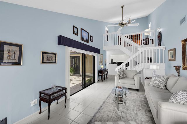 802 Summerwinds Lane, Jupiter, FL 33458