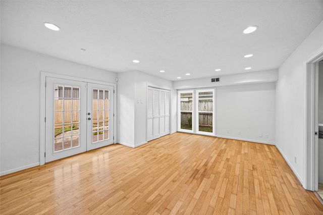 2438 Albans Road, Houston, TX 77005