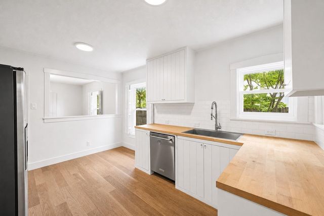 2438 Albans Road, Houston, TX 77005