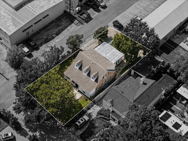 2438 Albans Road, Houston, TX 77005