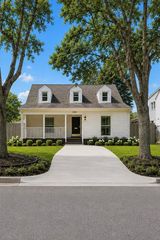 2438 Albans Road, Houston, TX 77005