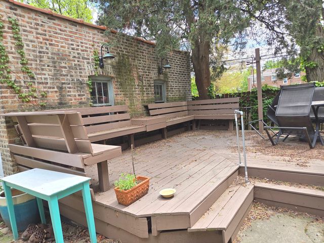 7223 N Bell Street Gdn, Chicago, IL 60645