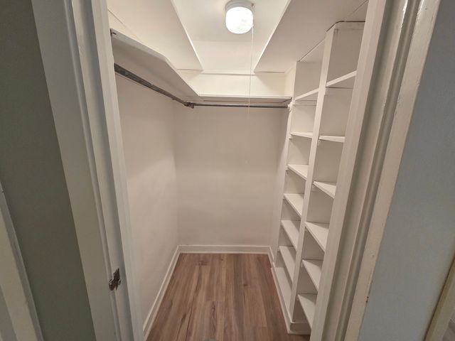 7223 N Bell Street Gdn, Chicago, IL 60645